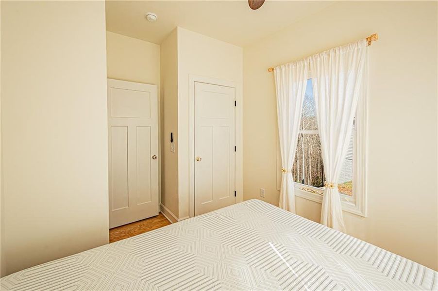 Spacious, unfurnished interior of a new home in , Dahlonega (Image 21).