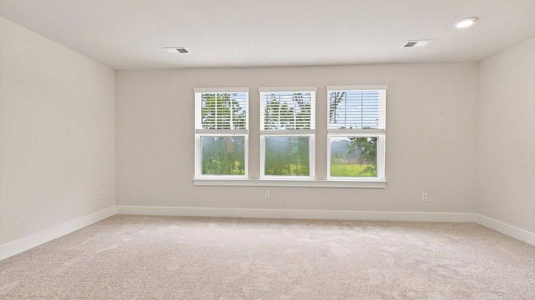 Desirable primary suite layout with spacious en suite bath in a proven, established community Desirable primary suite layout with spacious en suite bath in a proven, established community