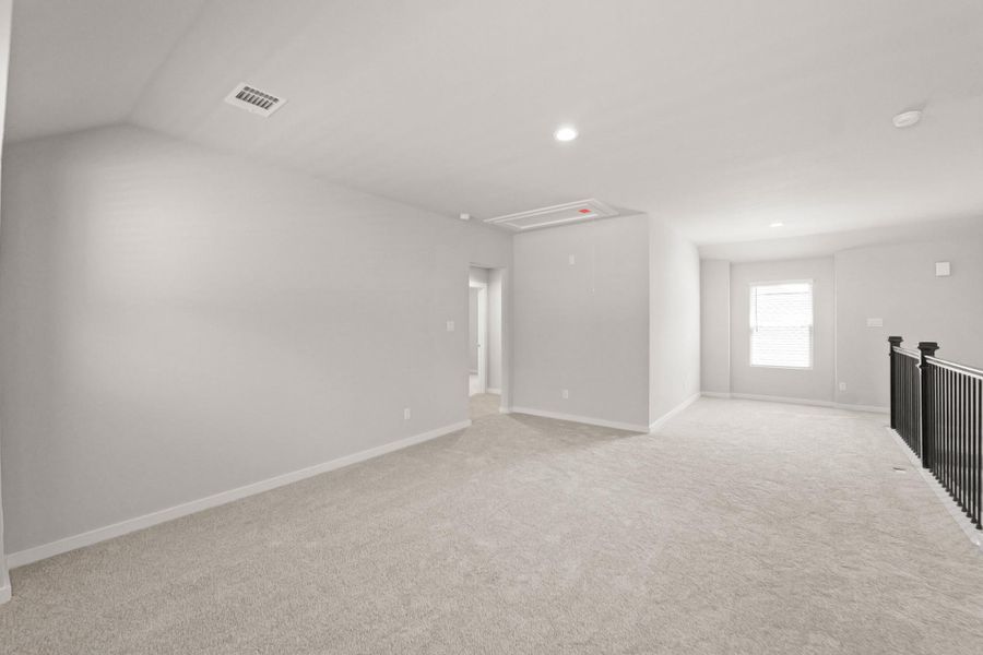Spacious, unfurnished interior of a new home in Cypresswood Landing, Humble (Image 36).