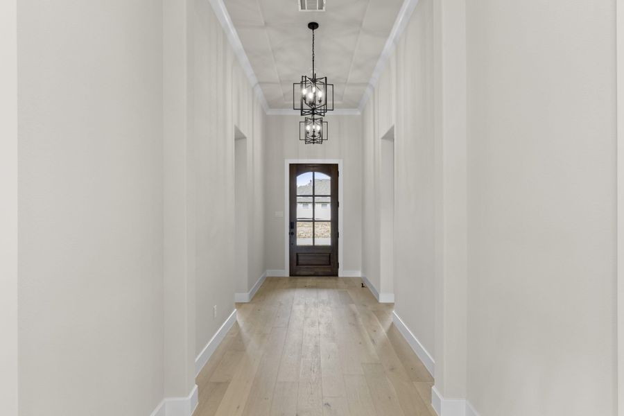 Representative unfurnished interior of a home built from the 5511 by Tradition Homes in Mustang Lakes, McKinney (Image 13).
