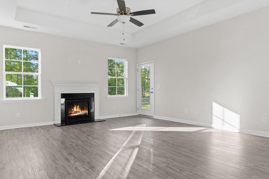 Spacious, unfurnished interior of a new home in , Orangeburg (Image 18).