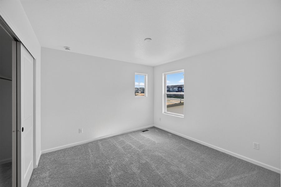 Spacious, unfurnished interior of a new home in Sky Ranch, Watkins (Image 24). Spacious, unfurnished interior of a new home in Sky Ranch, Watkins (Image 24).