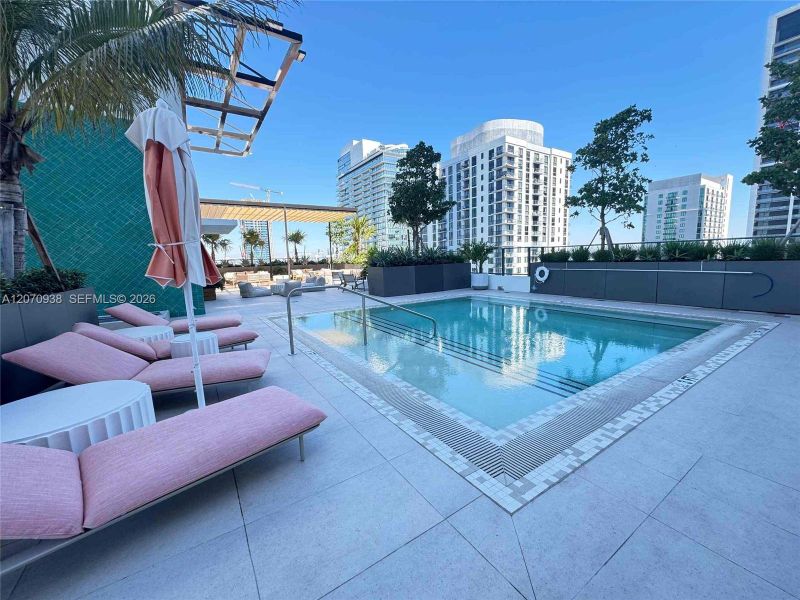 Community amenities in , Miami (Image 34).