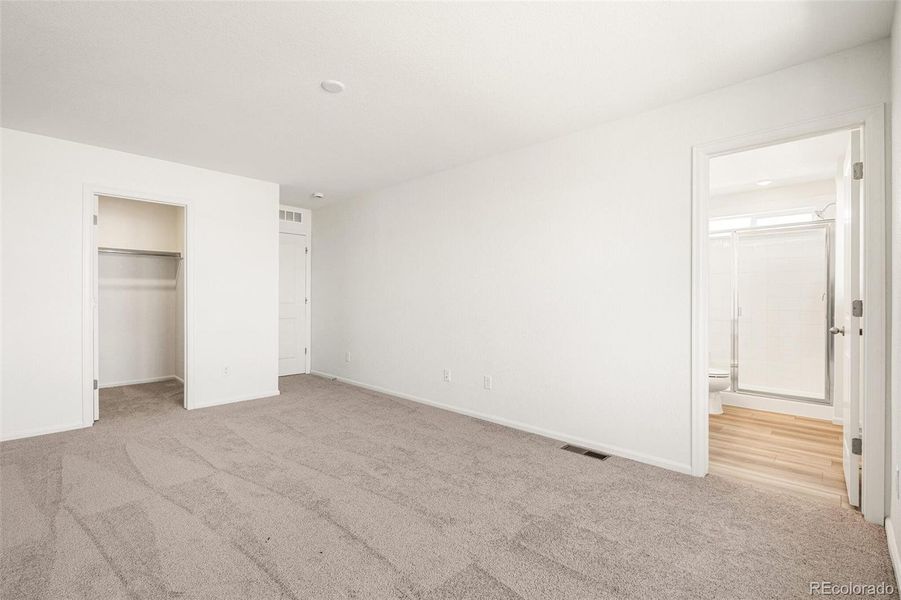 Spacious, unfurnished interior of a new home in , Aurora (Image 29). Spacious, unfurnished interior of a new home in , Aurora (Image 29).