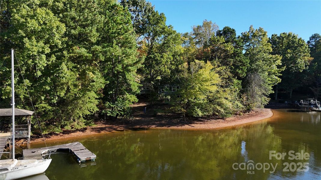 Natural landscape and outdoor views near  in Mooresville (Image 20).