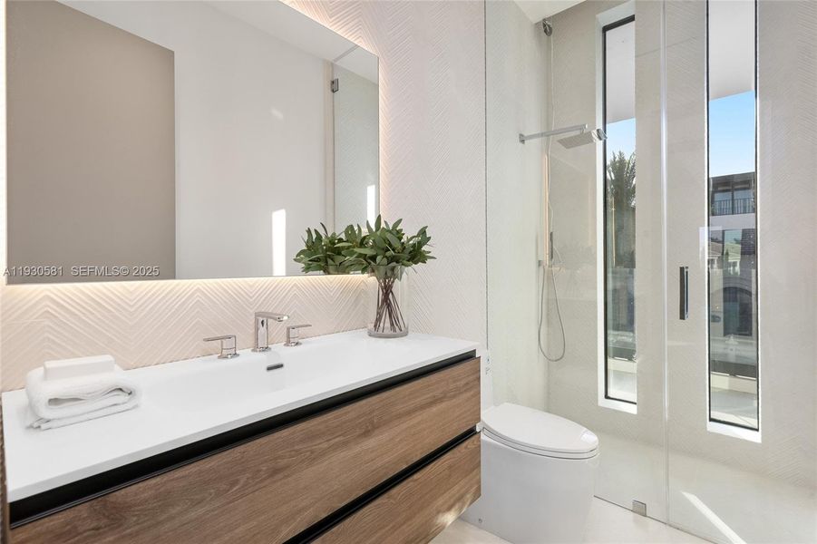 Image 67 of a home in .