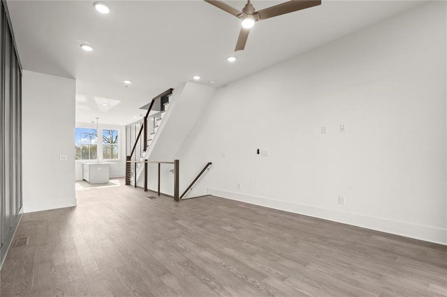 Spacious, unfurnished interior of a new home in , Alpharetta (Image 20).