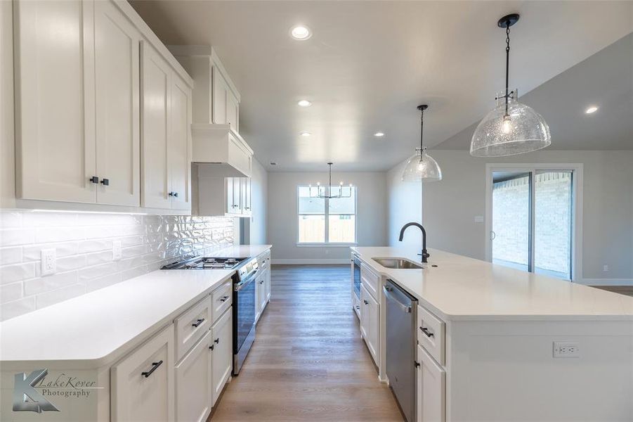 Furnished interior view inside a new home in , Abilene (Image 11).