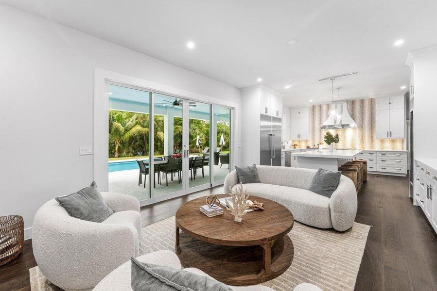 010-11823LakeShorePlace-NorthPalmBeach-F