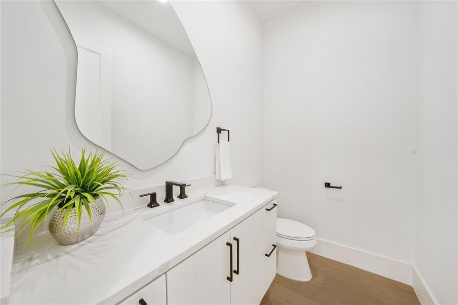 Furnished interior view inside a new home in , Heath (Image 30).