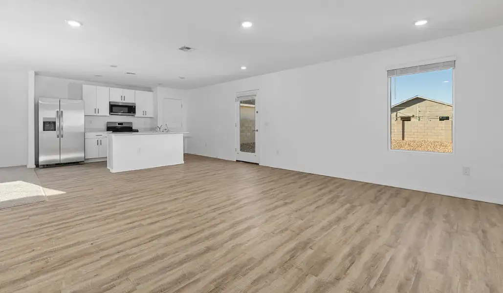 Spacious, unfurnished interior of a new home in Sorrel Ridge Estates, Tucson (Image 15). Spacious, unfurnished interior of a new home in Sorrel Ridge Estates, Tucson (Image 15).