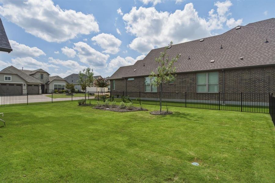 Exterior details and patio area of a home in , Denton (Image 22).