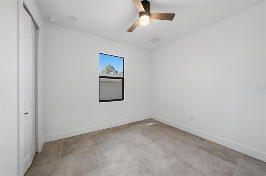 Spacious, unfurnished interior of a new home in , Punta Gorda (Image 19).