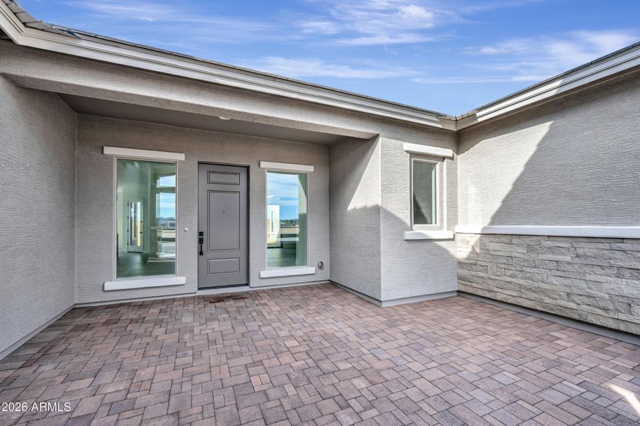 L163-HDR038 L163-HDR038