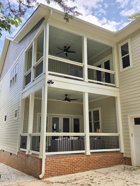 Double Rear Porches