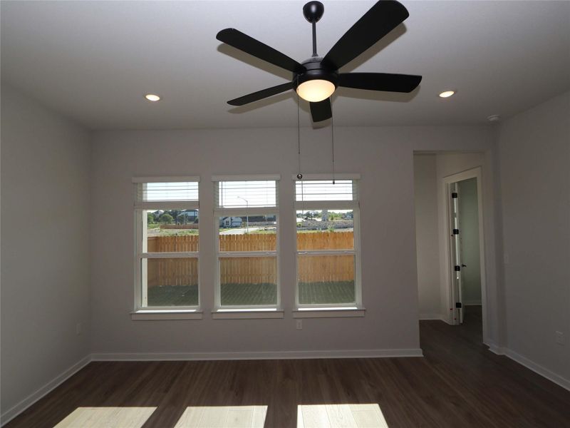 Spacious, unfurnished interior of a new home in Estancia West, Manchaca (Image 17). Spacious, unfurnished interior of a new home in Estancia West, Manchaca (Image 17).