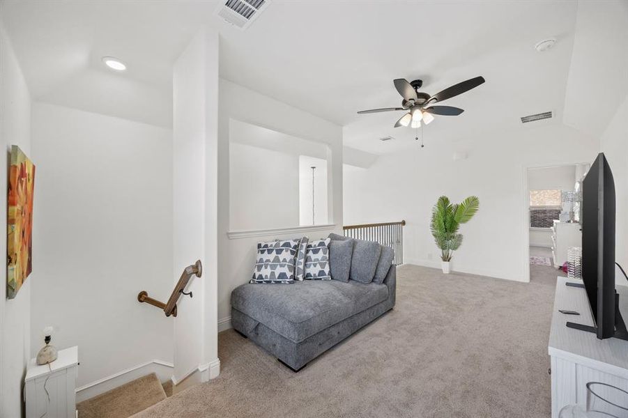 Furnished interior view inside a new home in Stone River Glen, Royse City (Image 21). Furnished interior view inside a new home in Stone River Glen, Royse City (Image 21).