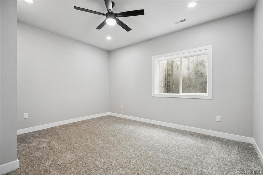 Spacious, unfurnished interior of a new home in , Brighton (Image 35).