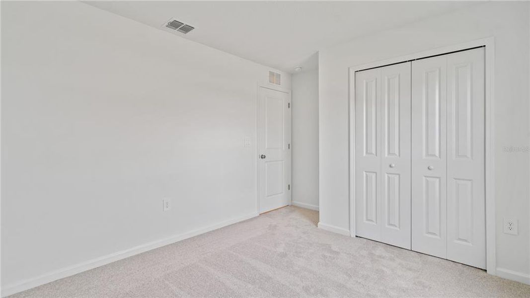 Spacious, unfurnished interior of a new home in , Eustis (Image 12).