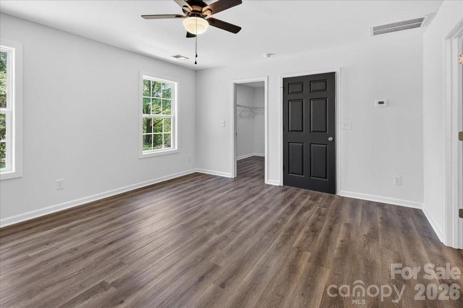 Spacious, unfurnished interior of a new home in , Pageland (Image 20).