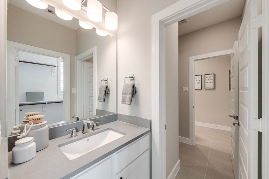 Representative furnished interior of a home built from the Sauvignon by Tri Pointe Homes in The Estates at James Lane, Fulshear (Image 27).