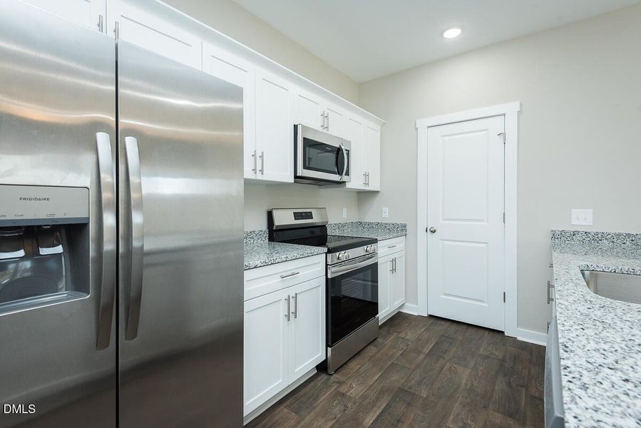 TH 1443 - INT UNIT - D