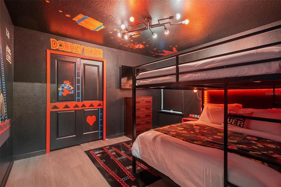 Furnished interior view inside a new home in Windsor Cay Resort, Clermont (Image 7).