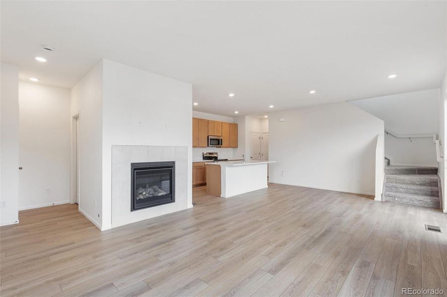 Spacious, unfurnished interior of a new home in Sky Ranch Villas, Watkins (Image 15). Spacious, unfurnished interior of a new home in Sky Ranch Villas, Watkins (Image 15).