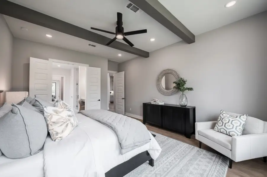 Furnished interior view inside a new home in Sienna 60’, Missouri City (Image 20). Furnished interior view inside a new home in Sienna 60’, Missouri City (Image 20).