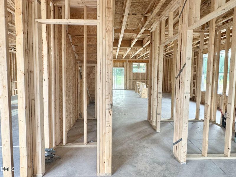 20250928_212208543_iOS