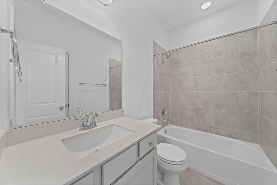 Furnished interior view inside a new home in Sienna 45', 50', Missouri City (Image 9). Furnished interior view inside a new home in Sienna 45', 50', Missouri City (Image 9).