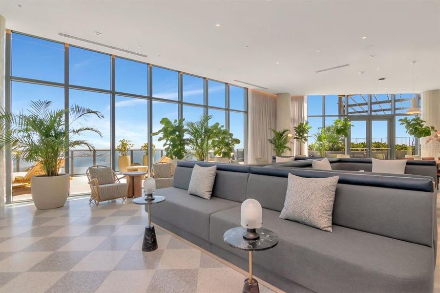 Community amenities in , Tampa (Image 78).