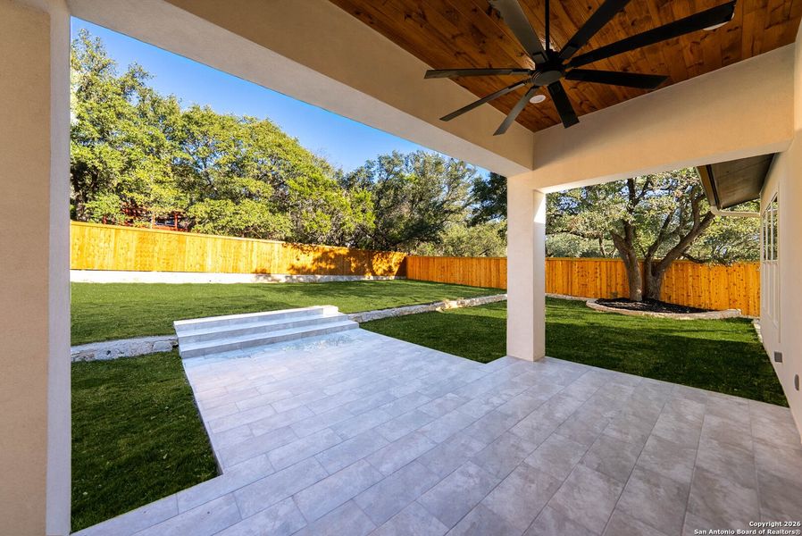 Exterior details and patio area of a home in , San Antonio (Image 22).