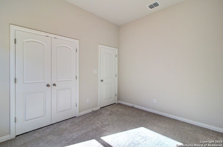 Spacious, unfurnished interior of a new home in Meyer Ranch – Premier, New Braunfels (Image 18). Spacious, unfurnished interior of a new home in Meyer Ranch – Premier, New Braunfels (Image 18).