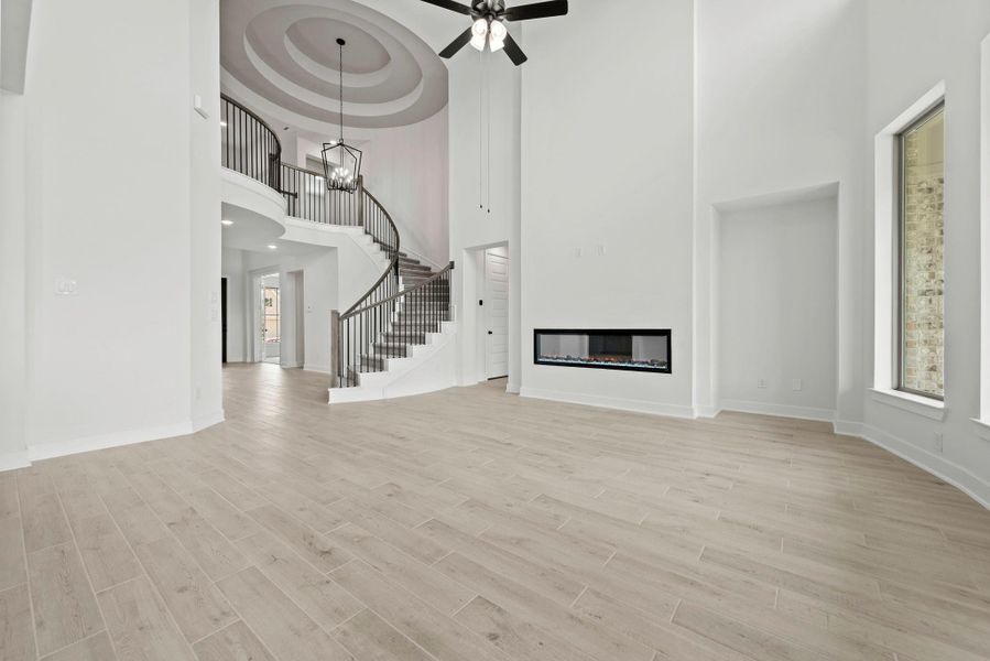 Representative image. Features, specifications, selections and colors may vary.