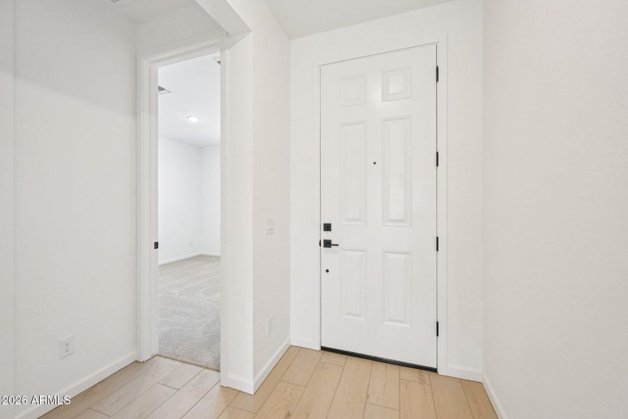 5-web-or-mls-W Brown St-S2703-005