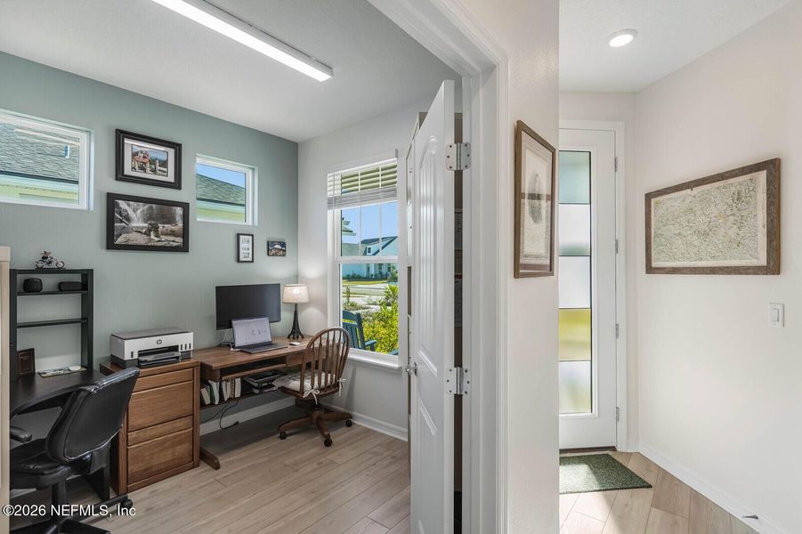 Furnished interior view inside a new home in , Yulee (Image 10).