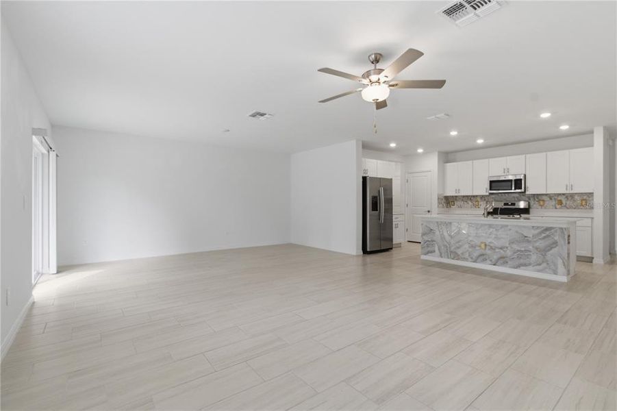Spacious, unfurnished interior of a new home in Two Rivers, Zephyrhills (Image 24). Spacious, unfurnished interior of a new home in Two Rivers, Zephyrhills (Image 24).