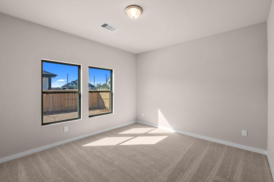 Spacious, unfurnished interior of a new home in Arabella on the Prairie 60', Richmond (Image 14).