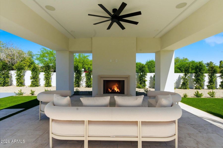 28-DSC03763_with_fire