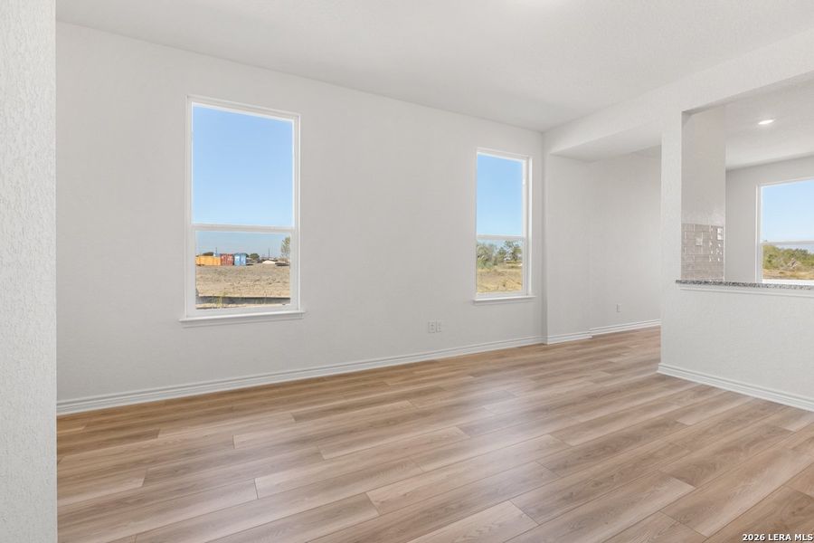 Spacious, unfurnished interior of a new home in Punta Verde, Converse (Image 15). Spacious, unfurnished interior of a new home in Punta Verde, Converse (Image 15).