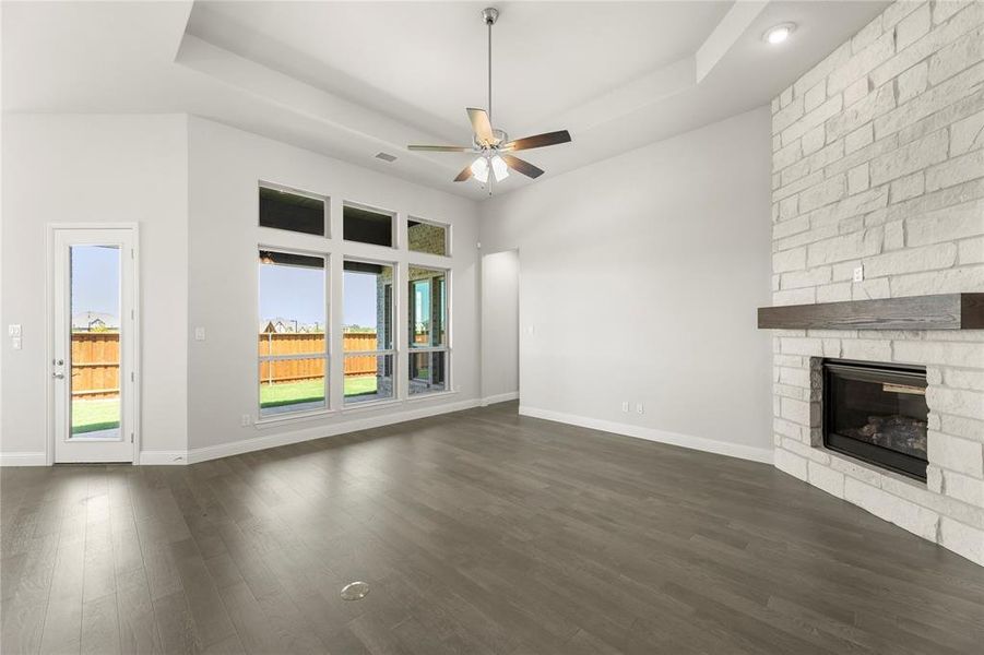 10. 2118 Clairmount - Family