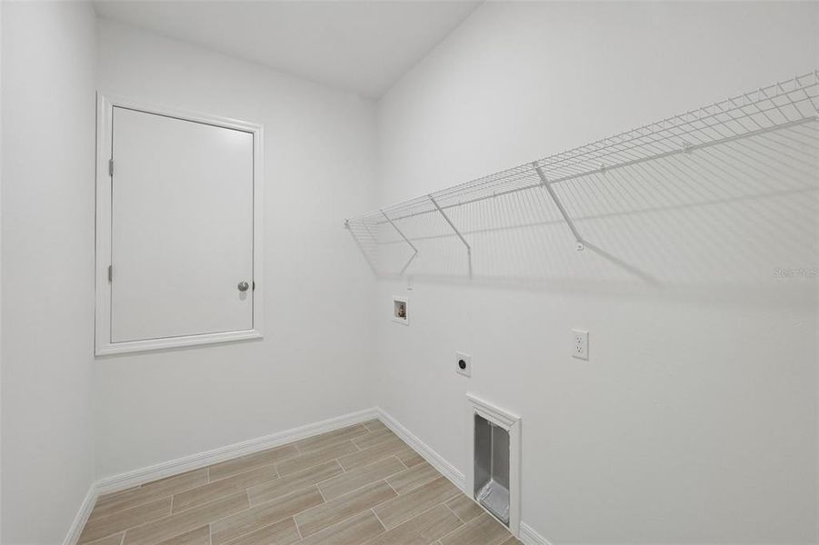 Spacious, unfurnished interior of a new home in Port Charlotte, Port Charlotte (Image 25). Spacious, unfurnished interior of a new home in Port Charlotte, Port Charlotte (Image 25).