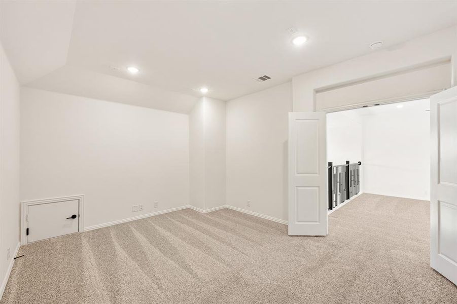 Spacious, unfurnished interior of a new home in Hampton Park, Glenn Heights (Image 26). Spacious, unfurnished interior of a new home in Hampton Park, Glenn Heights (Image 26).