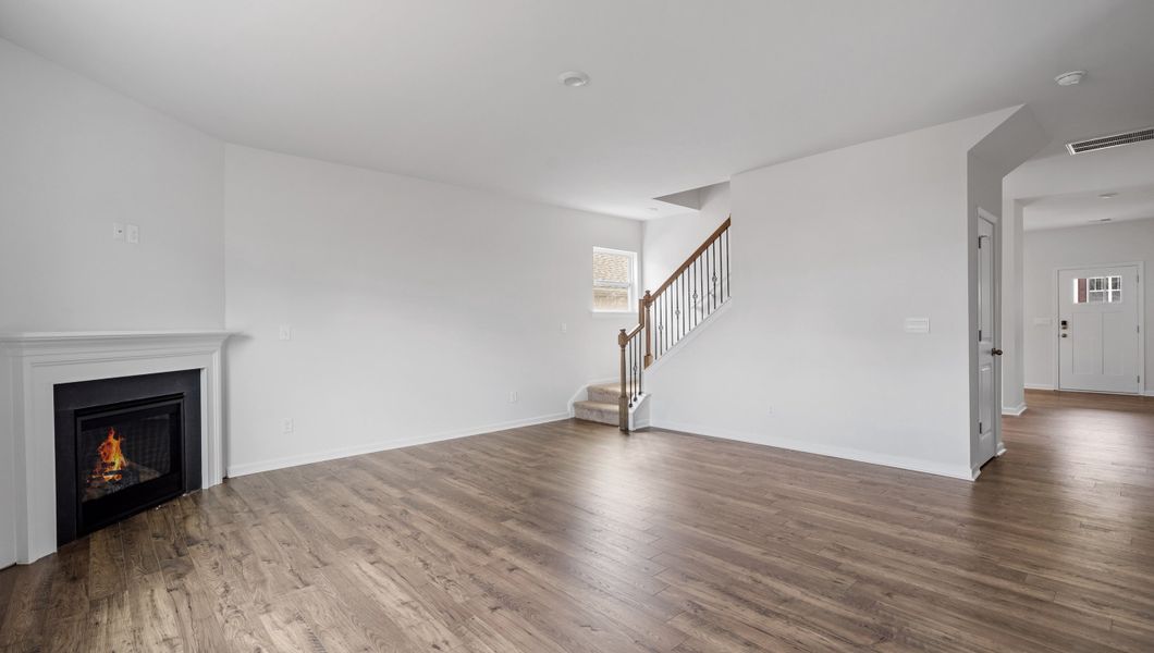 Spacious, unfurnished interior of a new home in Hunters Ridge, Woodruff (Image 19).