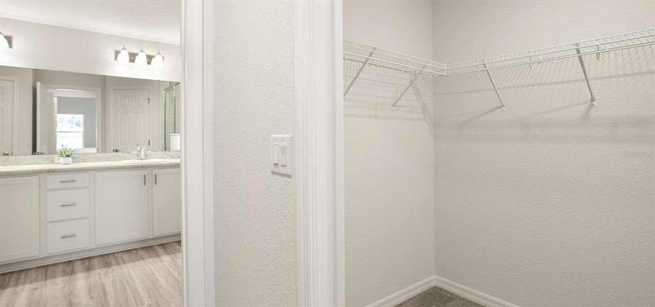 Spacious, unfurnished interior of a new home in Bennah Oaks, Belleview (Image 20).