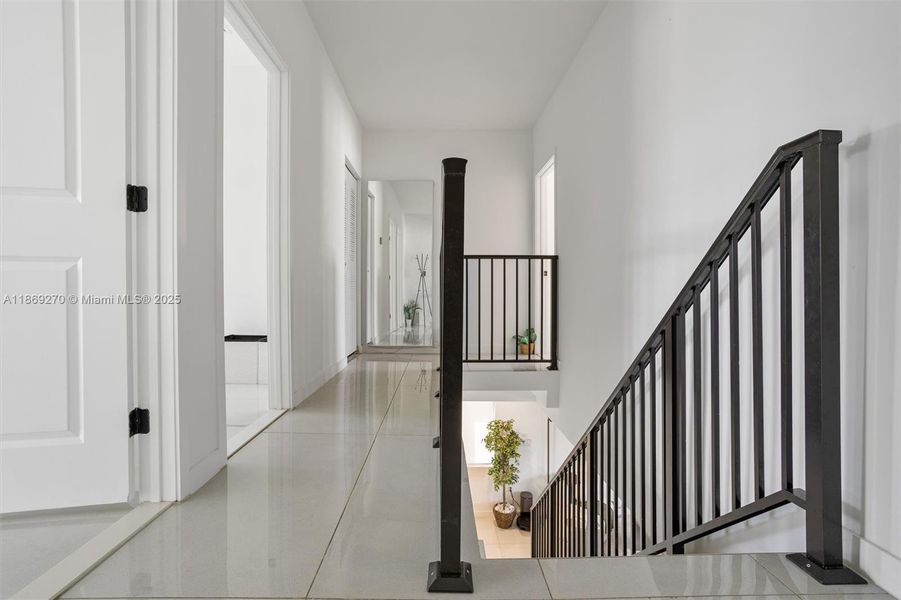 Spacious, unfurnished interior of a new home in , Florida City (Image 19).