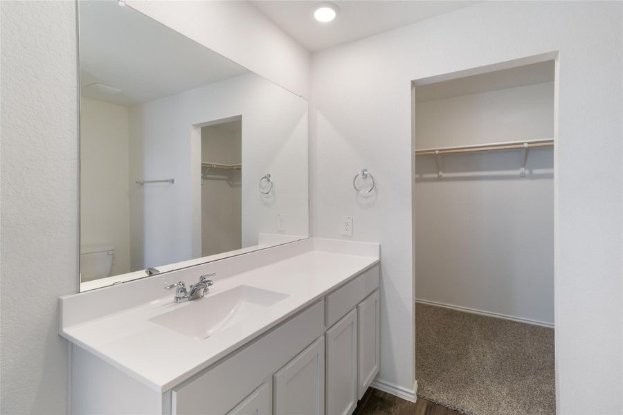Furnished interior view inside a new home in Marigold, Uhland (Image 4).