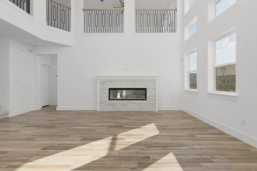 Spacious, unfurnished interior of a new home in Enclave at Cele, Pflugerville (Image 20).