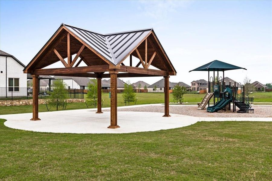 Sheppard's Place Amenities